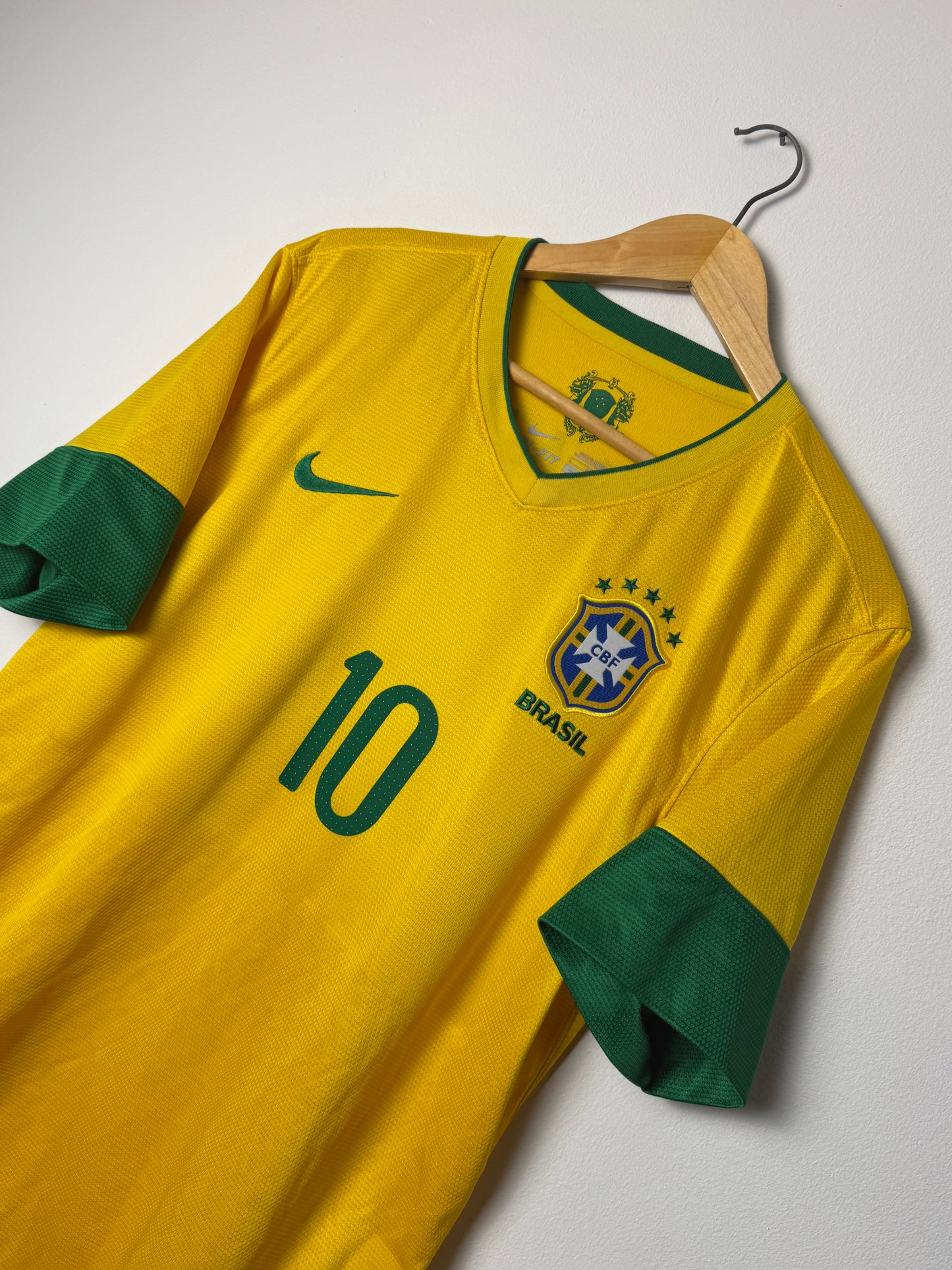 Neymar JR Brazil 2013 home football shirt (L)