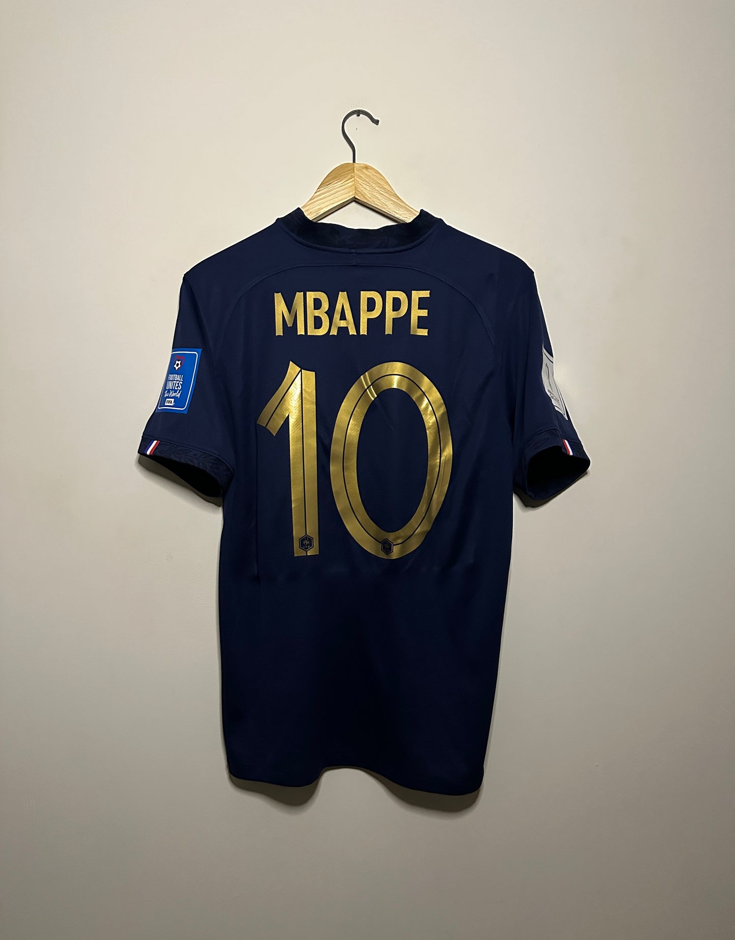 Kylian Mbappe France 2022 World Cup home football shirt (M)