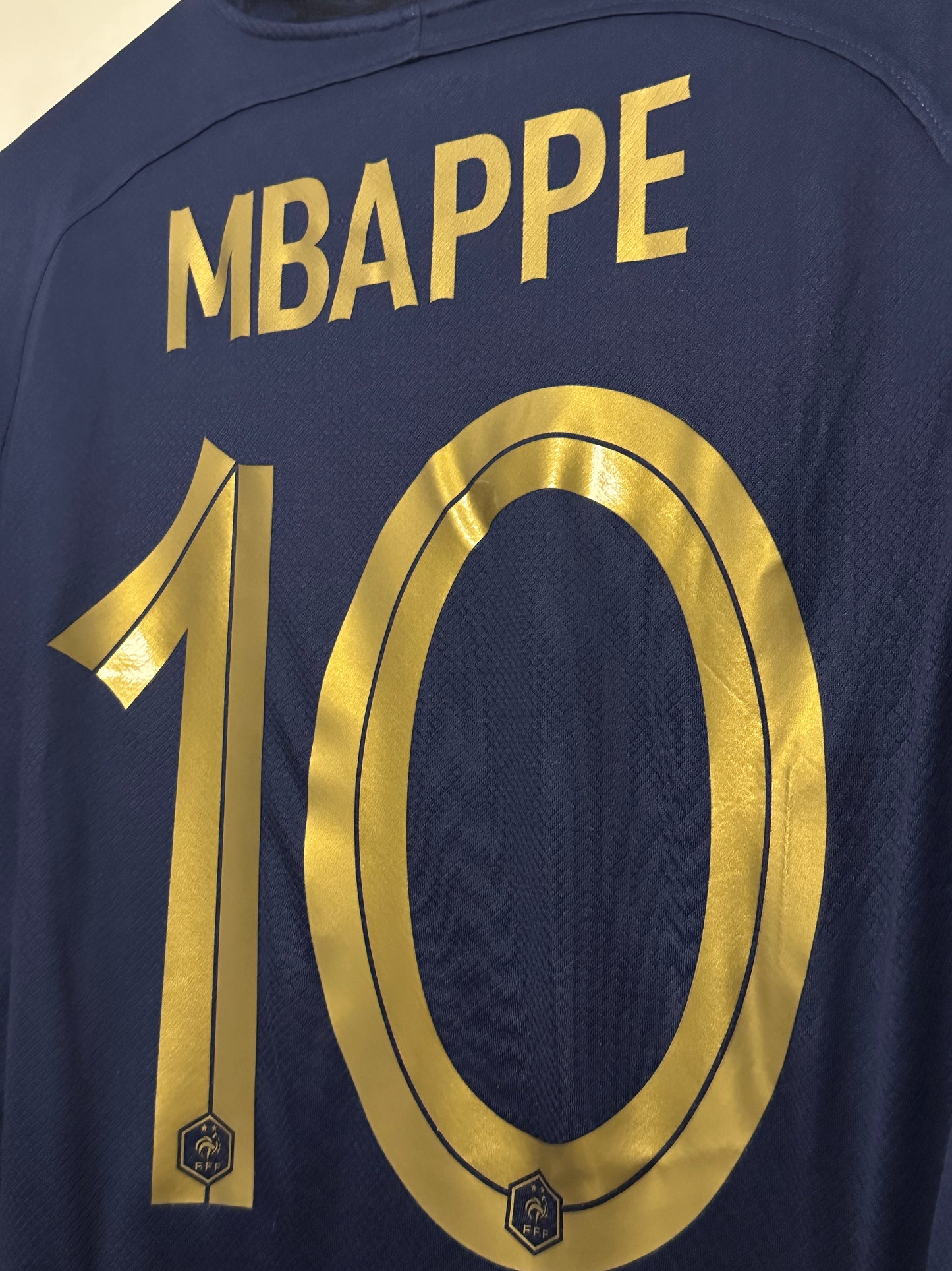 Kylian Mbappe France 2022 World Cup home football shirt (M)