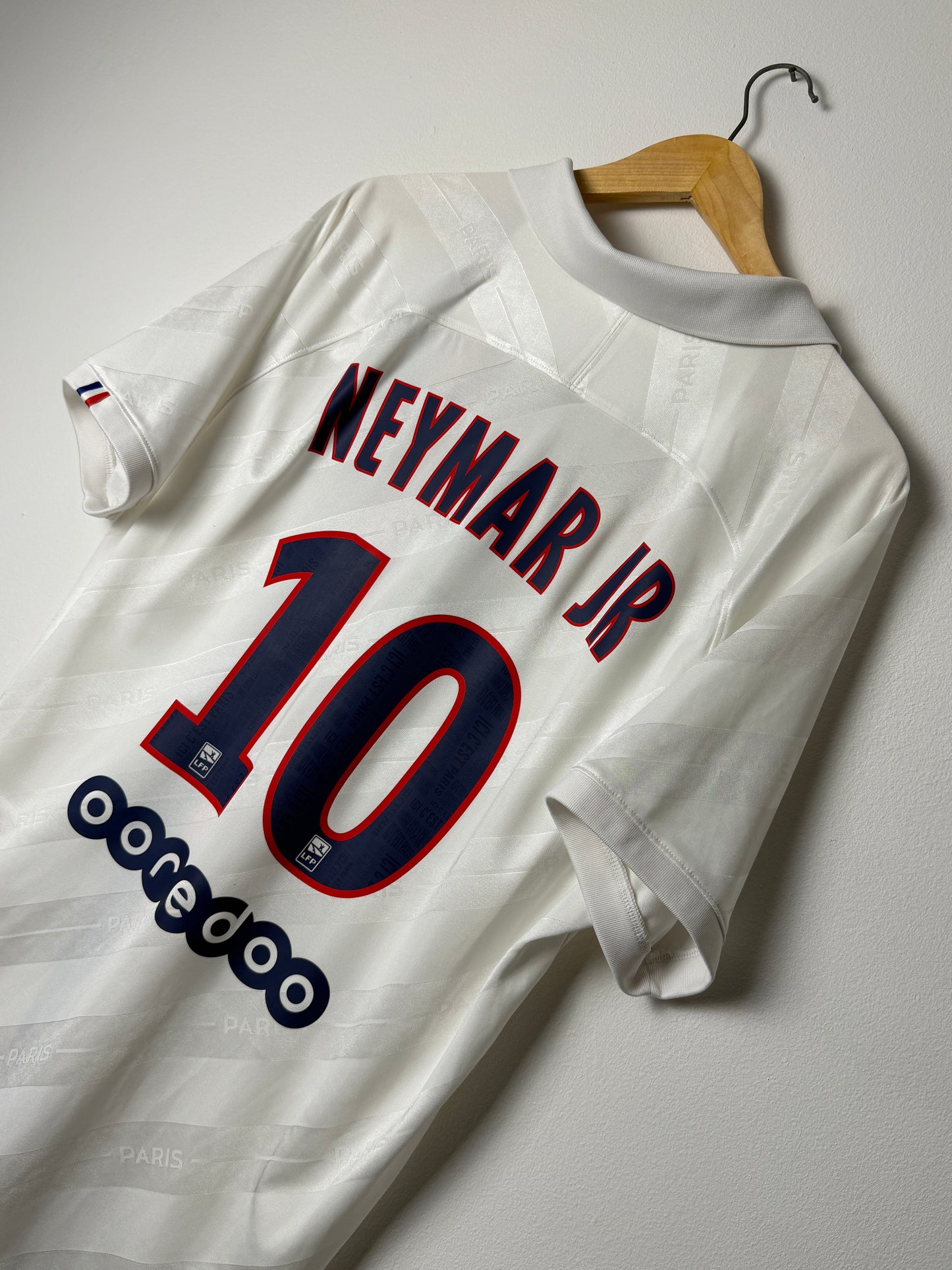 Neymar JR PSG 2019-20 third football shirt (XL)