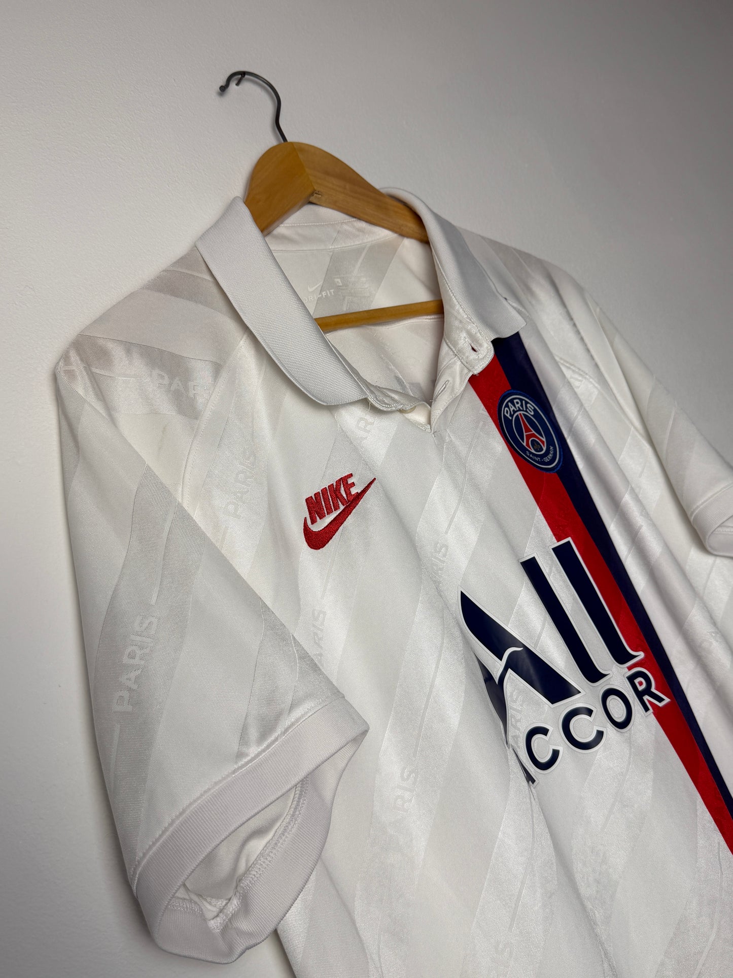 Neymar JR PSG 2019-20 third football shirt (XL)