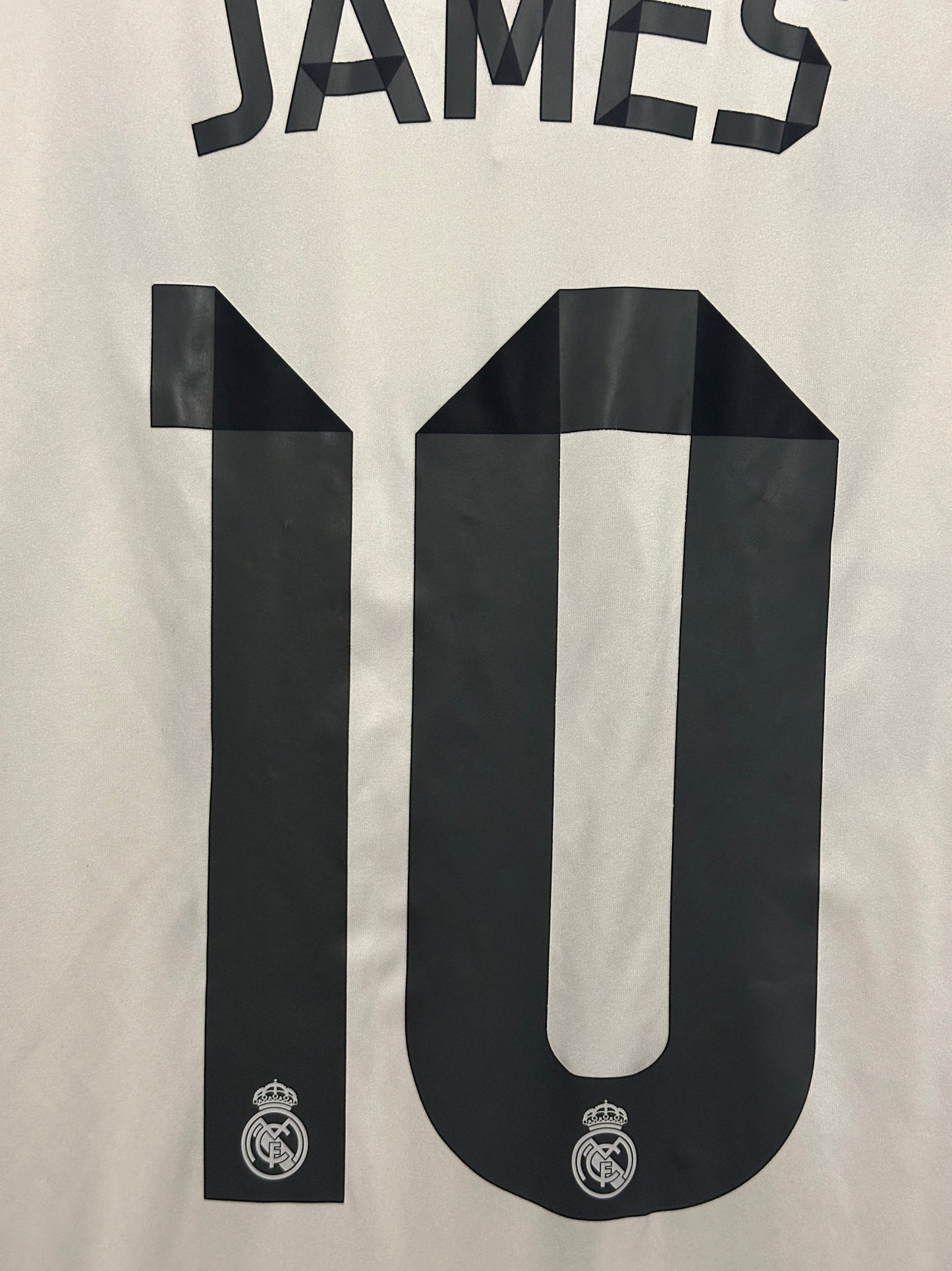 James Rodriguez Real Madrid CF 2014-15 long sleeve home football shirt (M)