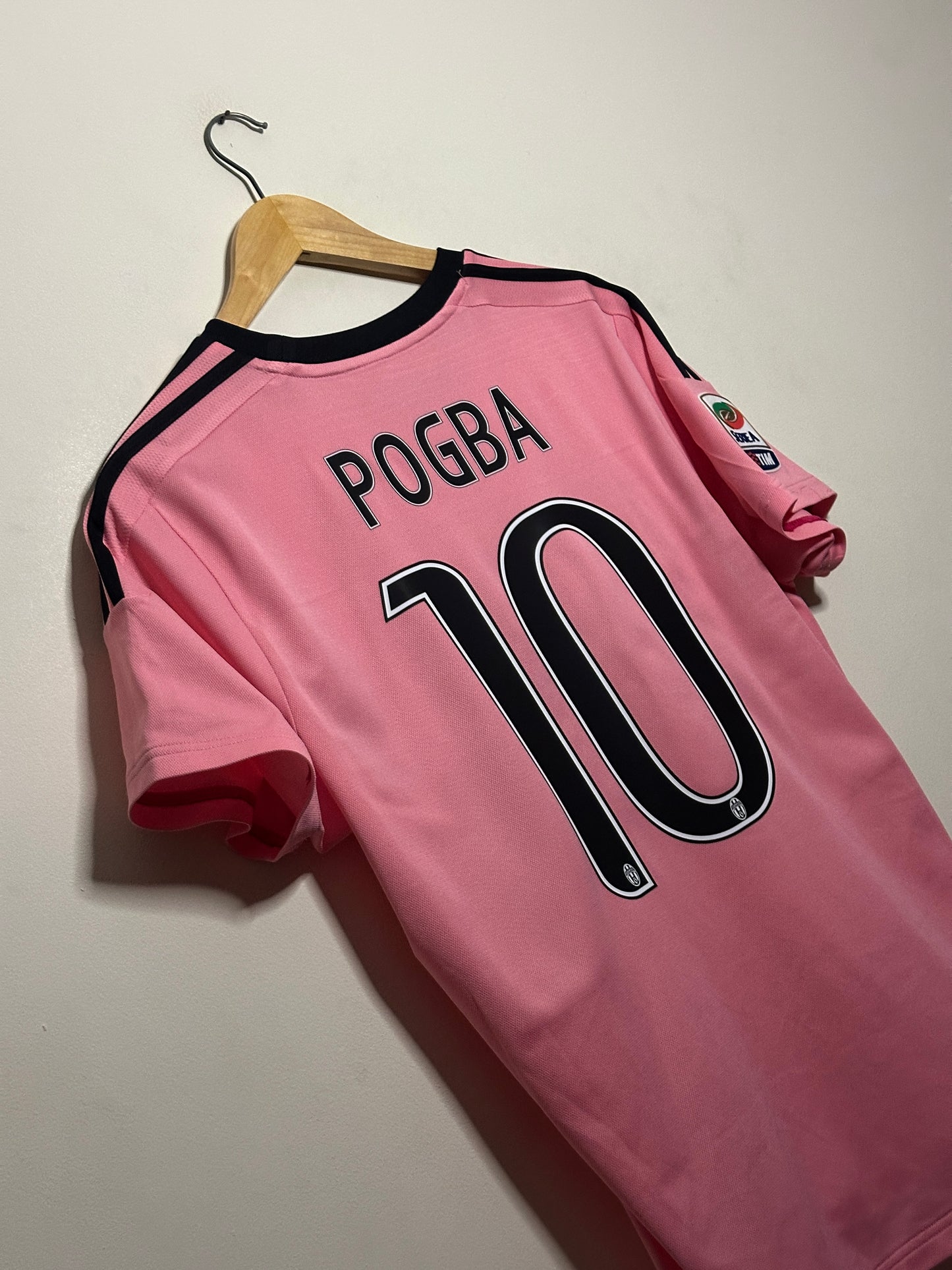 Paul Pogba Juventus FC 2015-16 away football shirt (M)