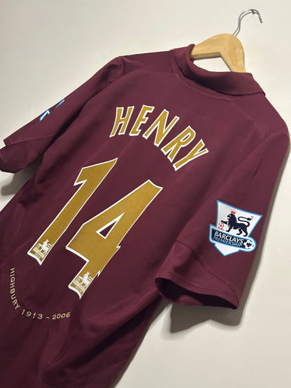 Thierry Henry Arsenal FC 2005-06 home football shirt (L)