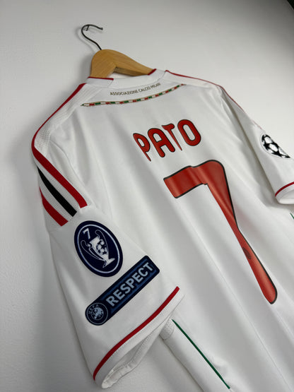 Alexandre Pato AC Milan 2011-12 away football shirt (M)