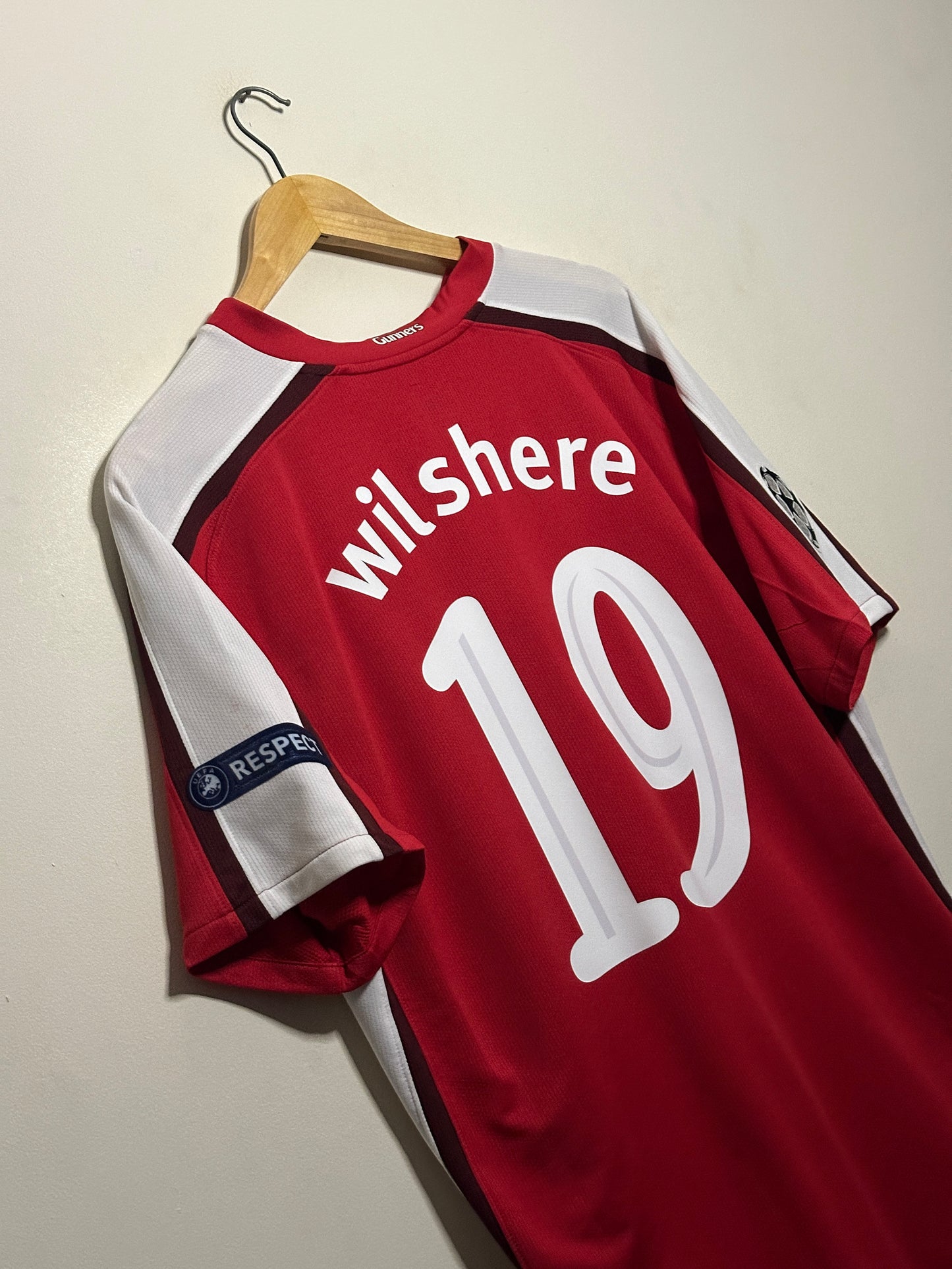 Jack Wilshere Arsenal FC 2009-10 home football shirt (L)