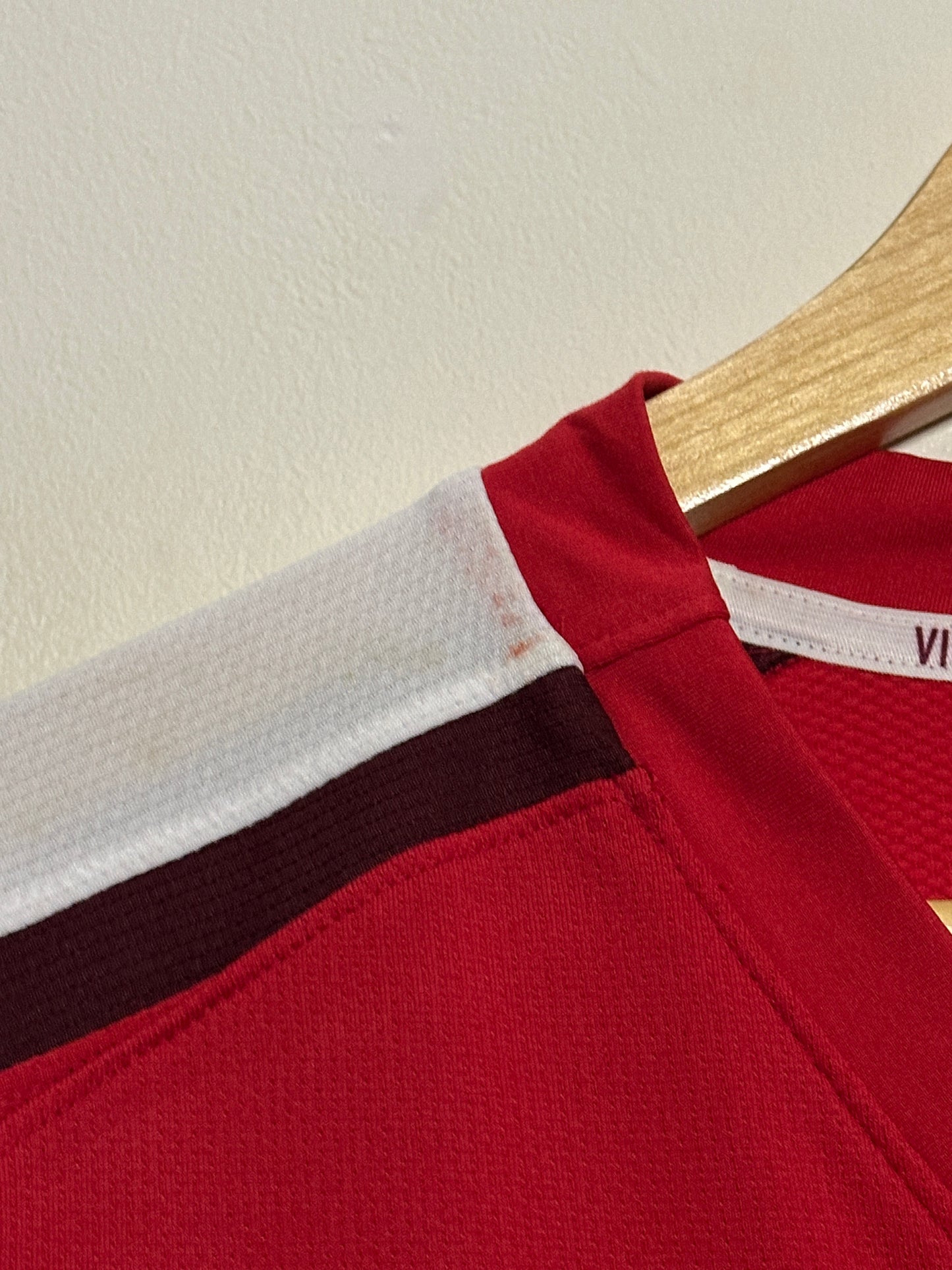 Jack Wilshere Arsenal FC 2009-10 home football shirt (L)