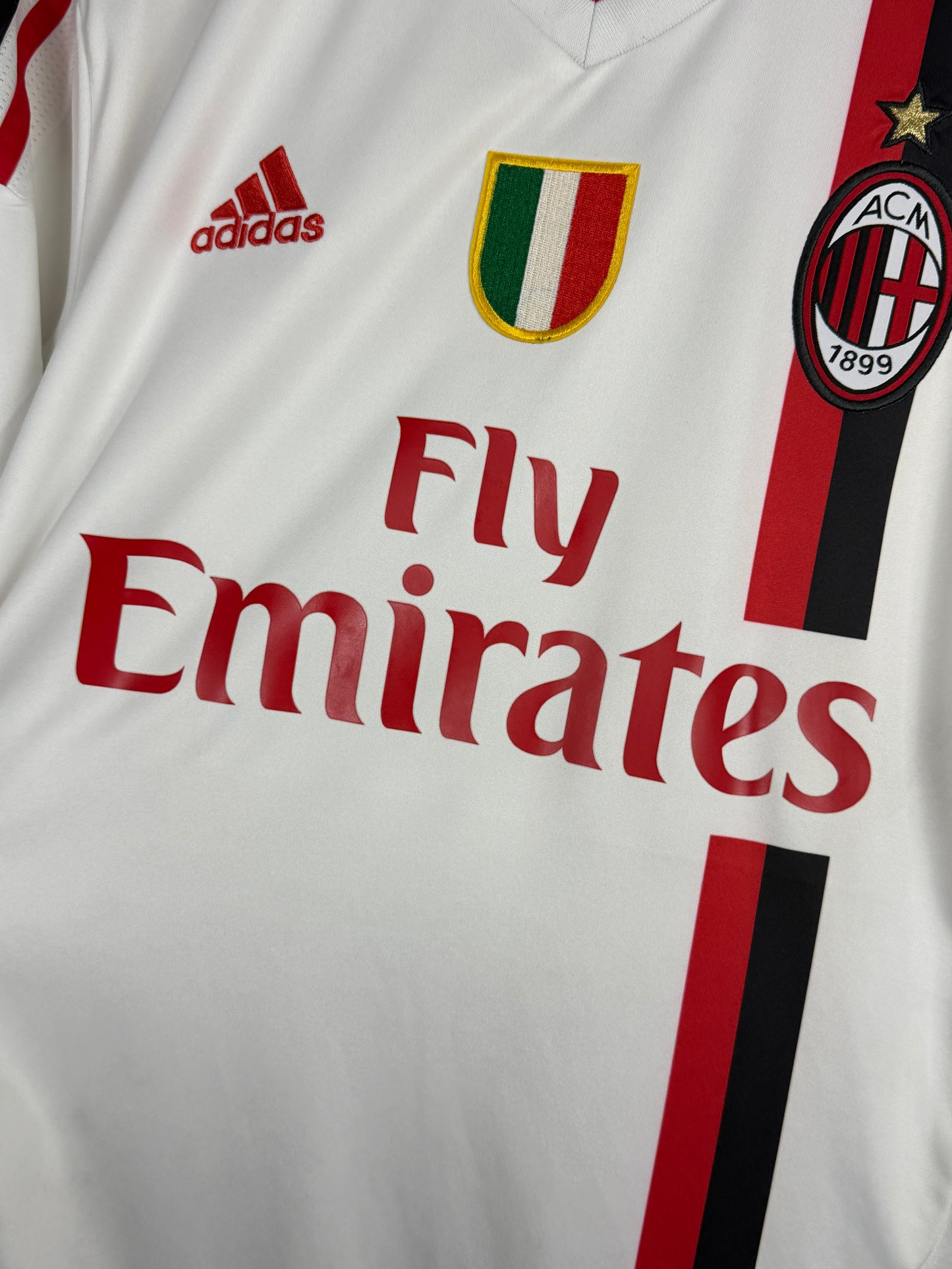 Alexandre Pato AC Milan 2011-12 away football shirt (M)