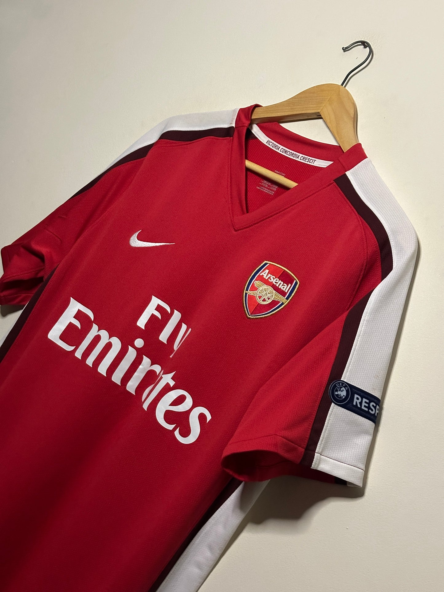Jack Wilshere Arsenal FC 2009-10 home football shirt (L)