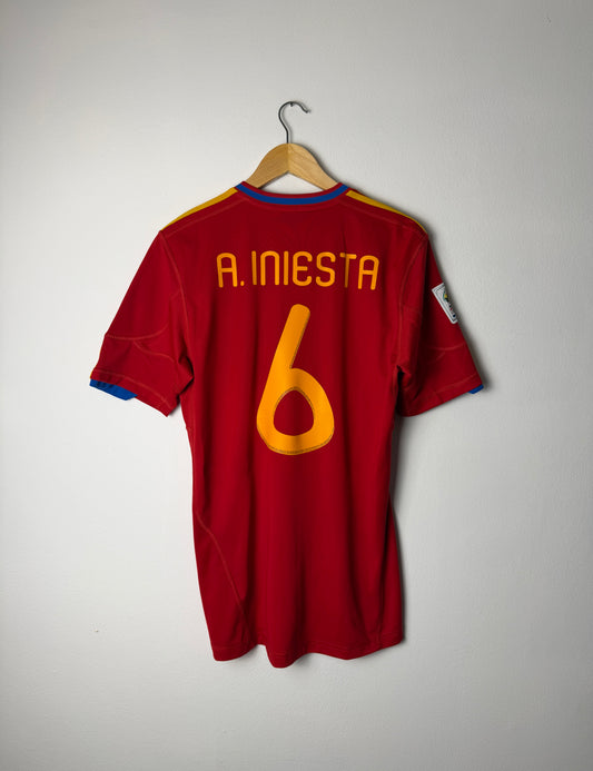Andres Iniesta Spain 2010 World Cup home football shirt (M)