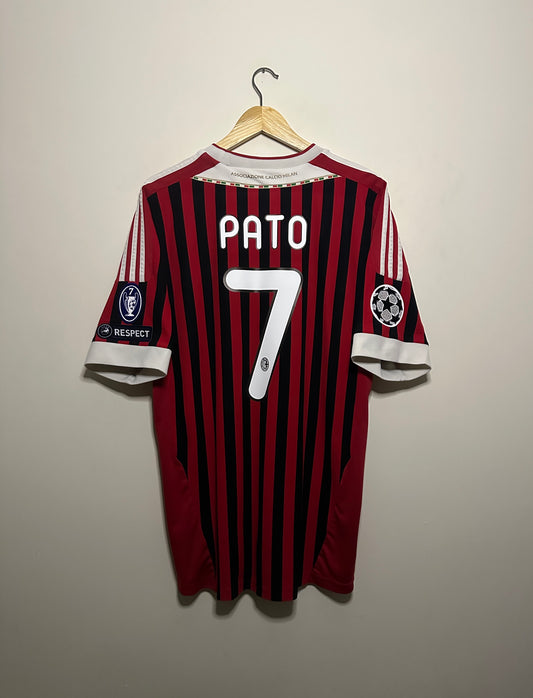 Alexandre Pato AC Milan 2011-12 home football shirt (XL)