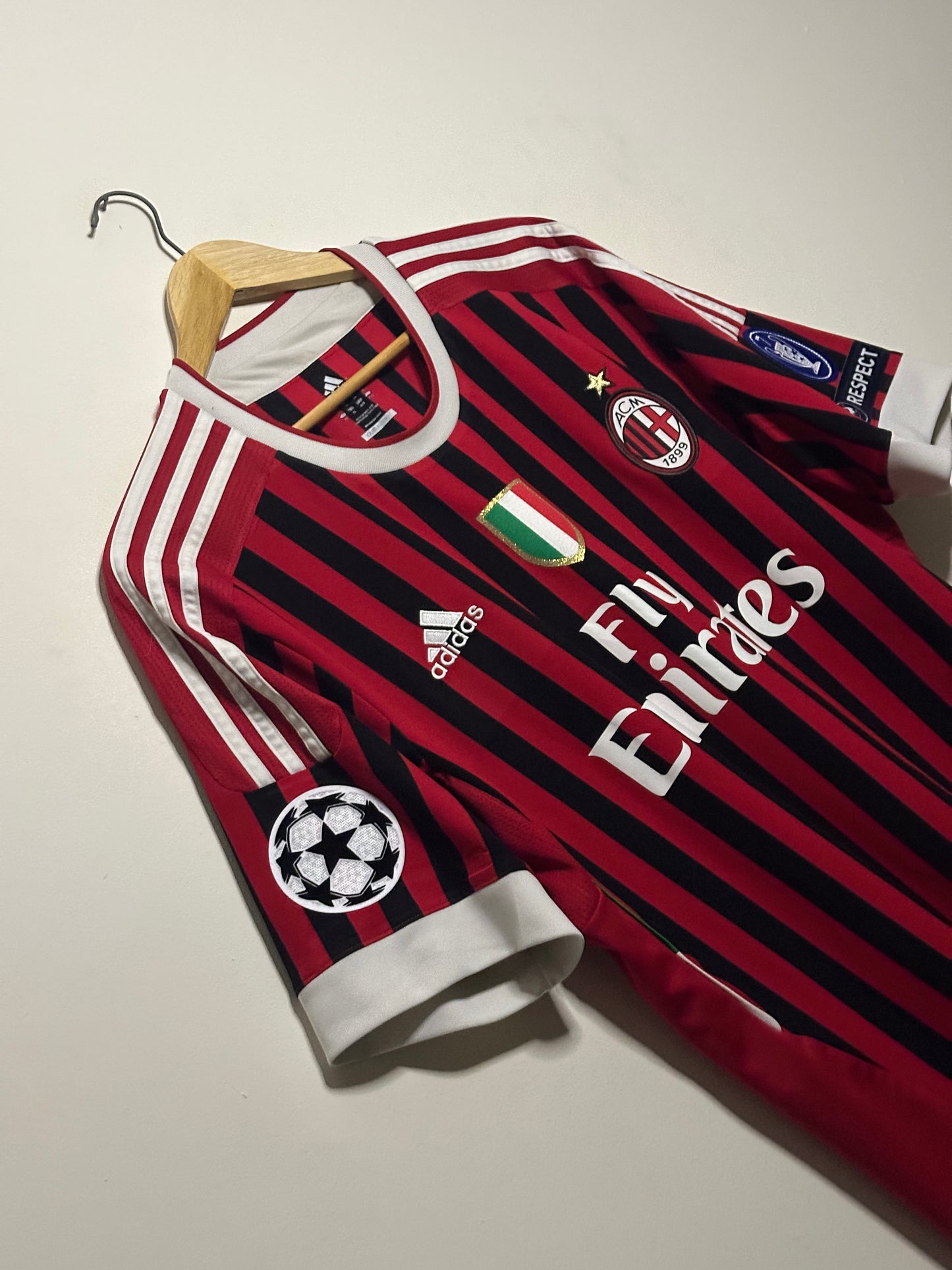 Alexandre Pato AC Milan 2011-12 home football shirt (XL)