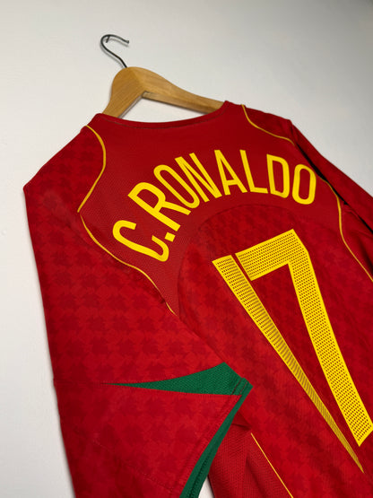Cristiano Ronaldo Portugal 2004 home football shirt (L)