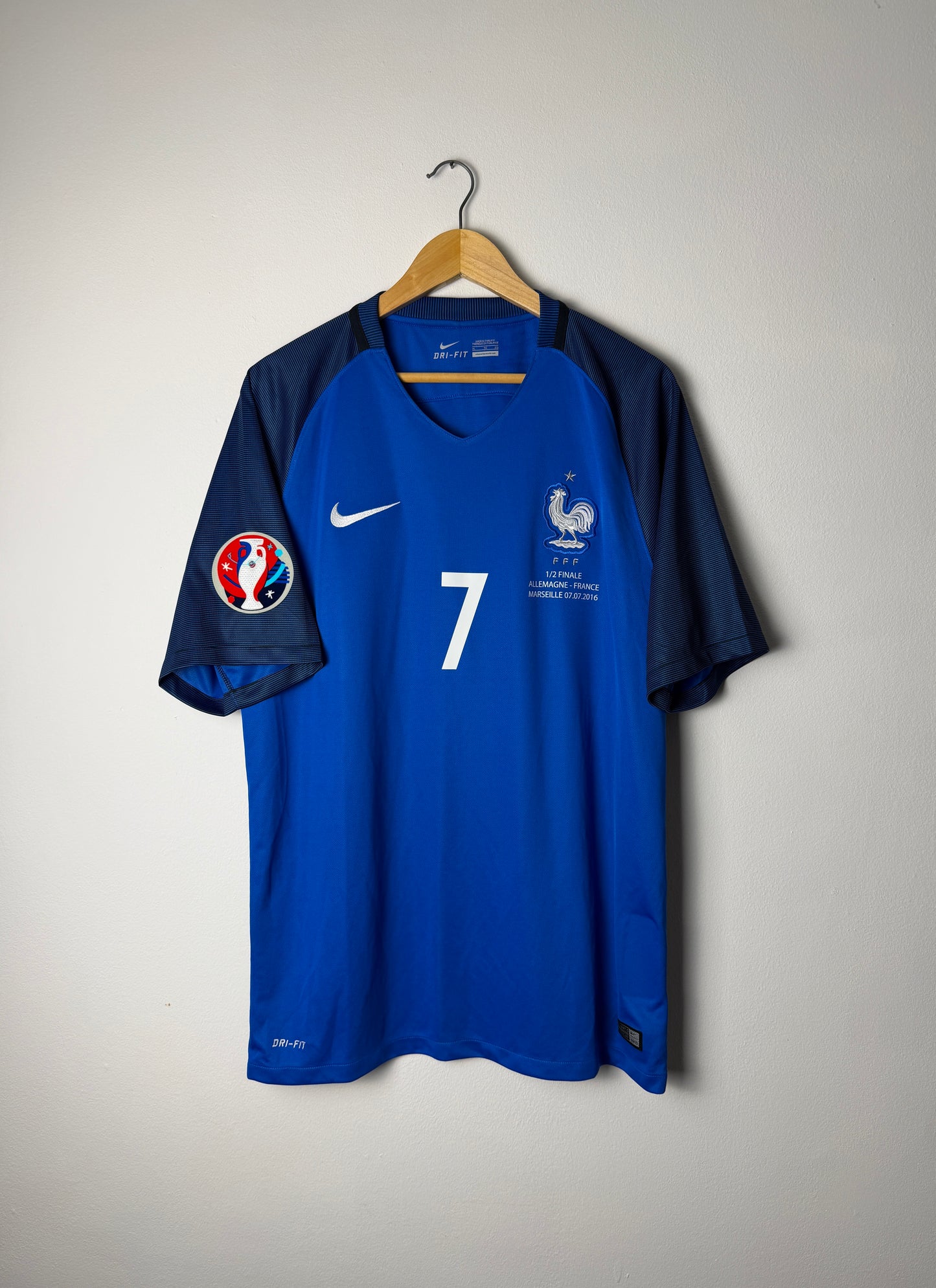 Antoine Griezmann France 2016 Euro home football shirt (XL)