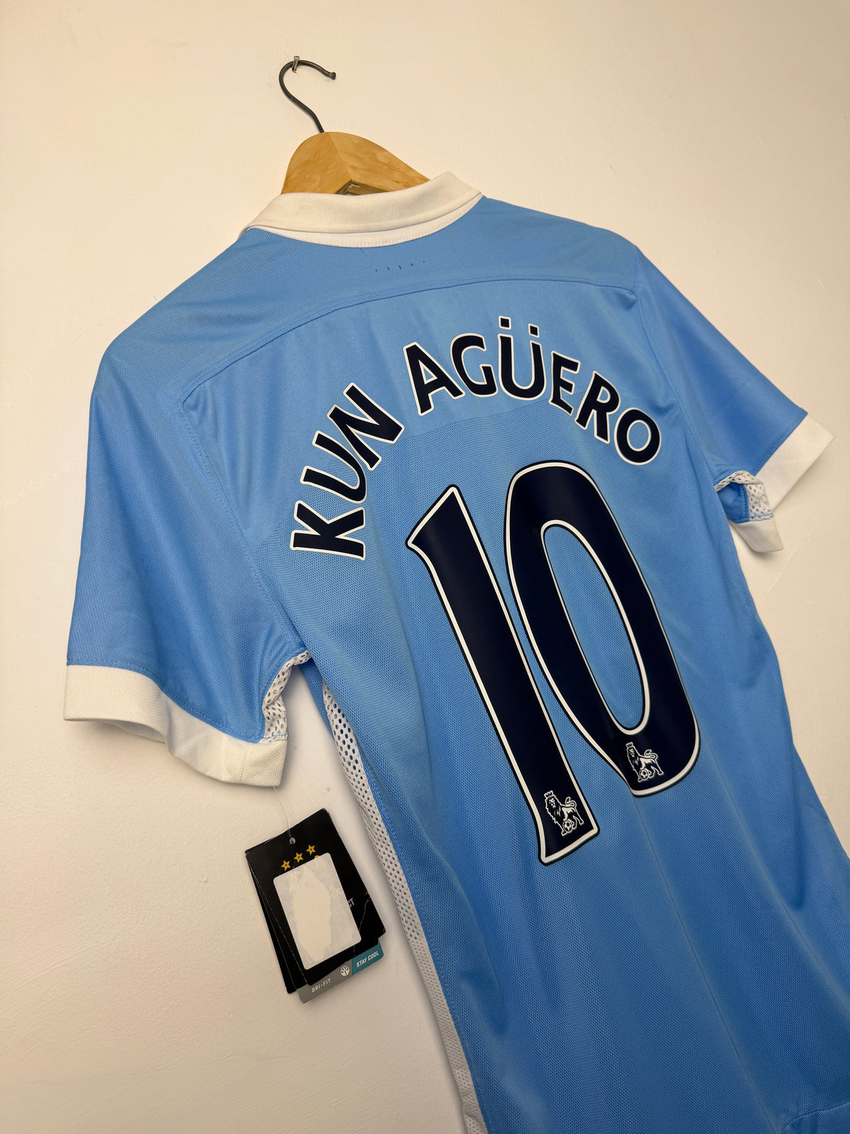 Sergio Kun Aguero Manchester City 2015-16 player version home football shirt (S)