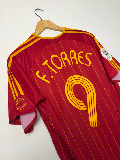 Fernando Torres Spain 2006 World Cup home football shirt (M)