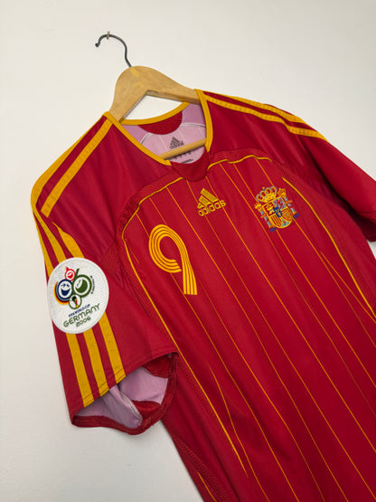 Fernando Torres Spain 2006 World Cup home football shirt (M)