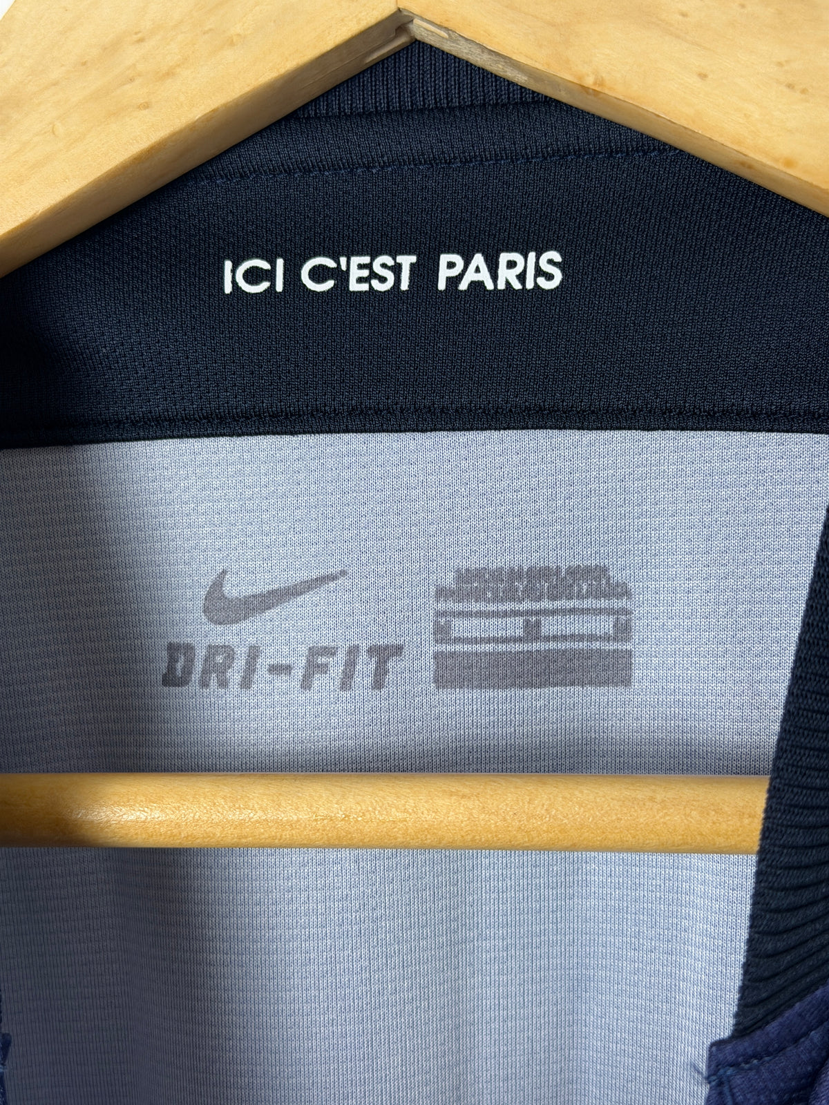 Zlatan Ibrahimovic PSG 2015-16 home football shirt (M)