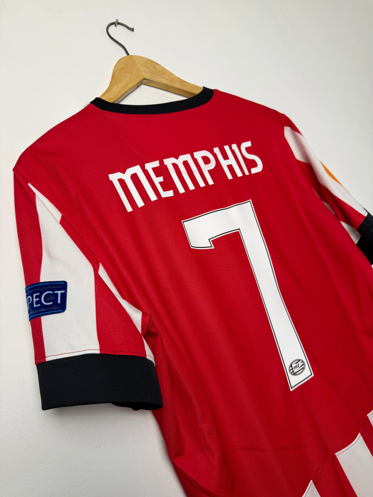 Memphis Depay PSV Eindhoven 2014-15 home football shirt (M)