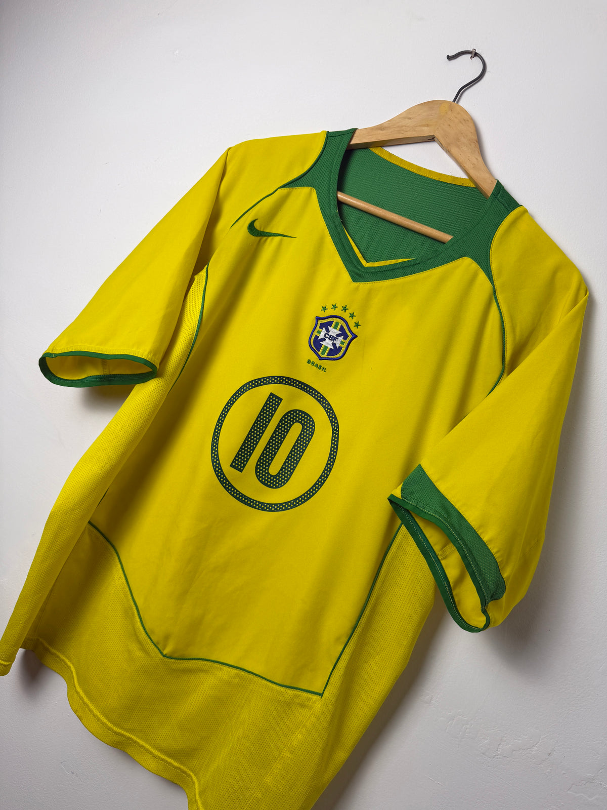 Ronaldinho 2004 home football shirt (L)