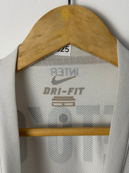 Samuel Eto'o Inter Milan 2010-11 away football shirt (L)