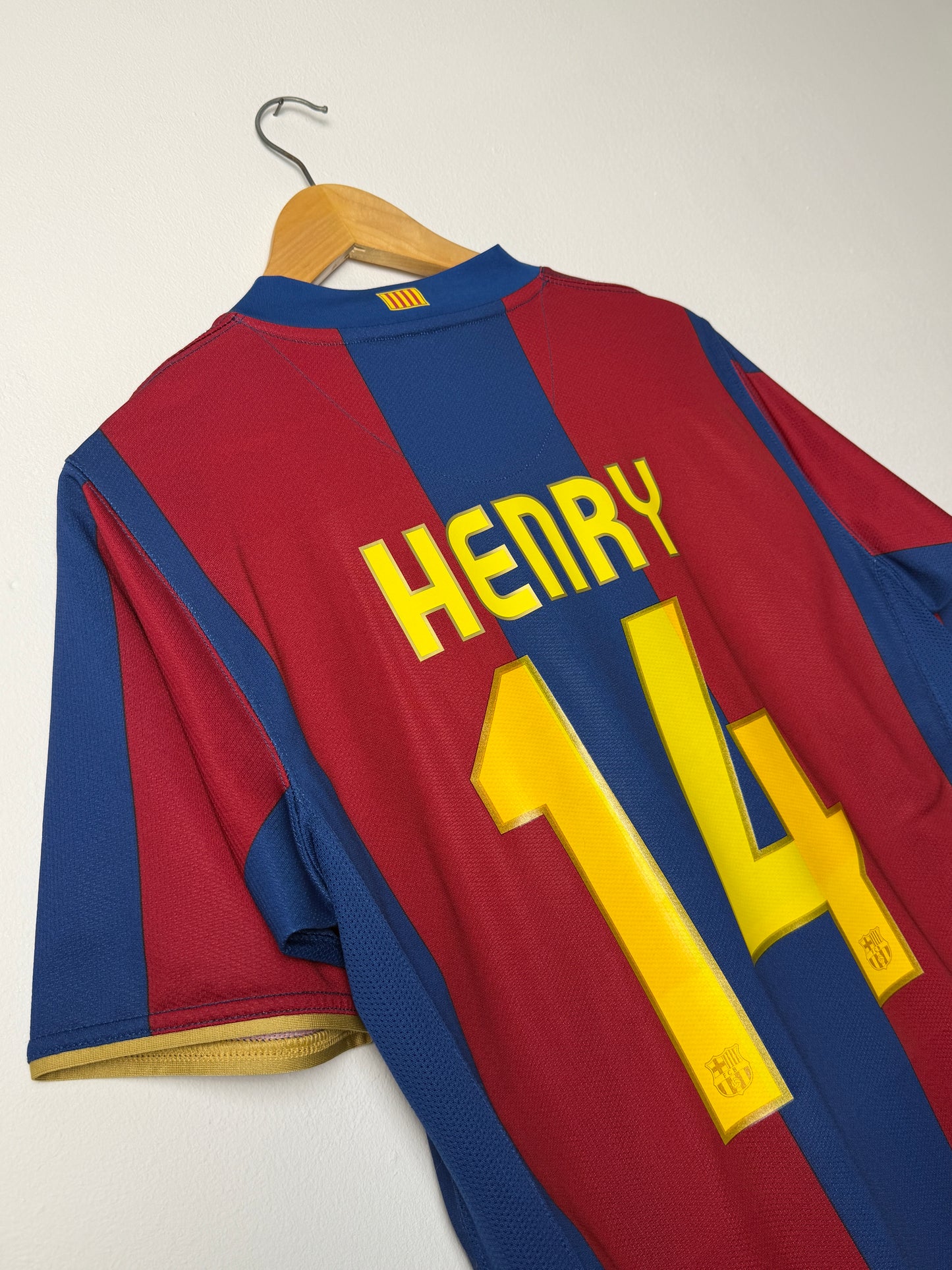 Thierry Henry FC Barcelona 2007-08 home football shirt (M)