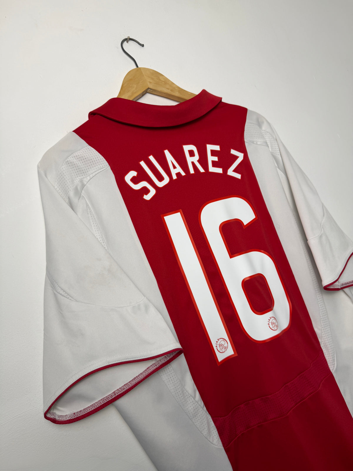 Luis Suarez AFC Ajax 2007-08 home football shirt (XL)