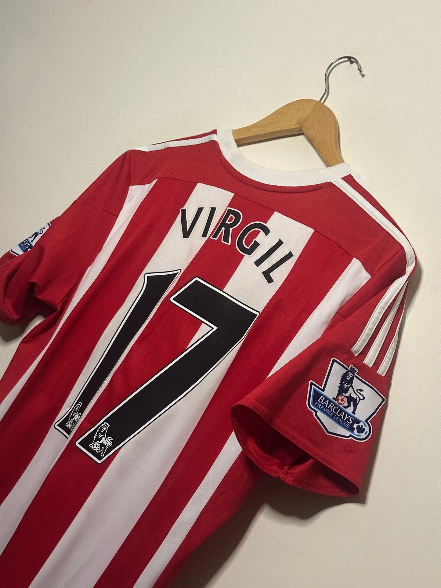 Virgil Van Dijk Southampton FC 2015-16 home football shirt (L)