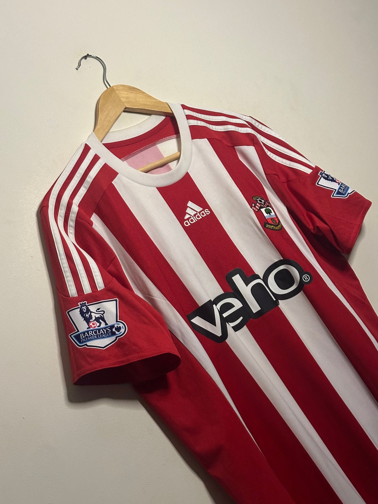 Virgil Van Dijk Southampton FC 2015-16 home football shirt (L)