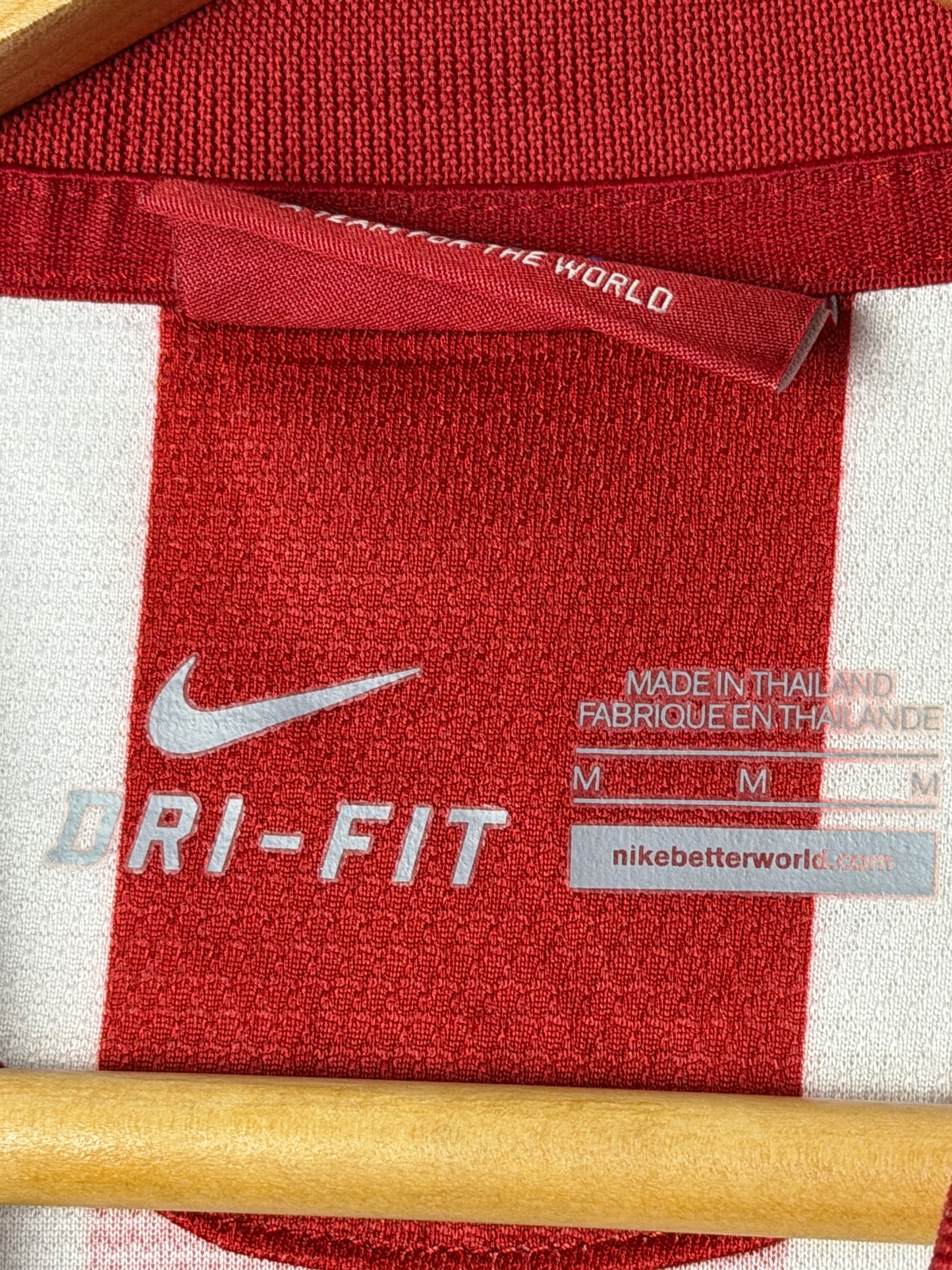 David Villa Atletico Madrid 2013-14 home football shirt (M)