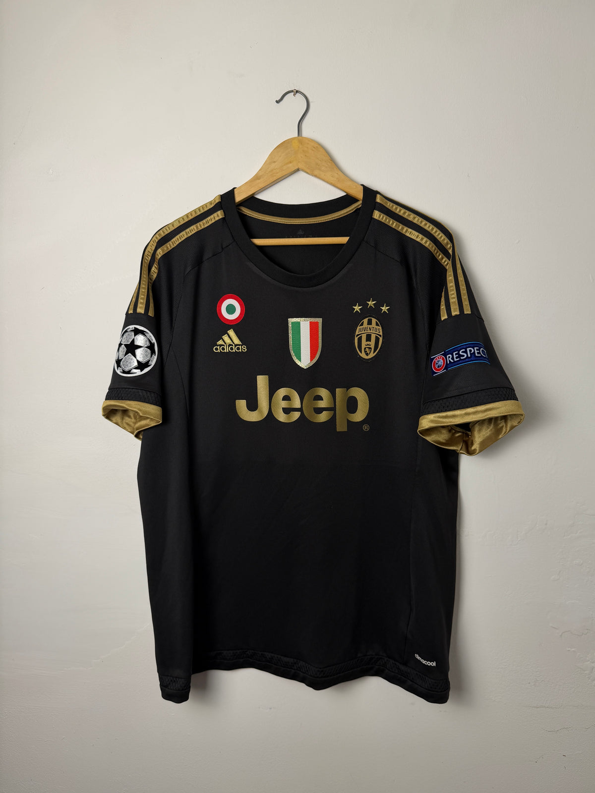 Paulo Dybala Juventus FC 2015-16 third football shirt (XL)