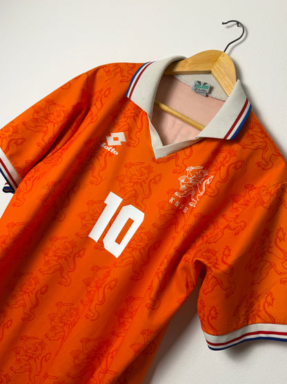 Dennis Bergkamp Netherlands 1993-94 home football shirt (L)