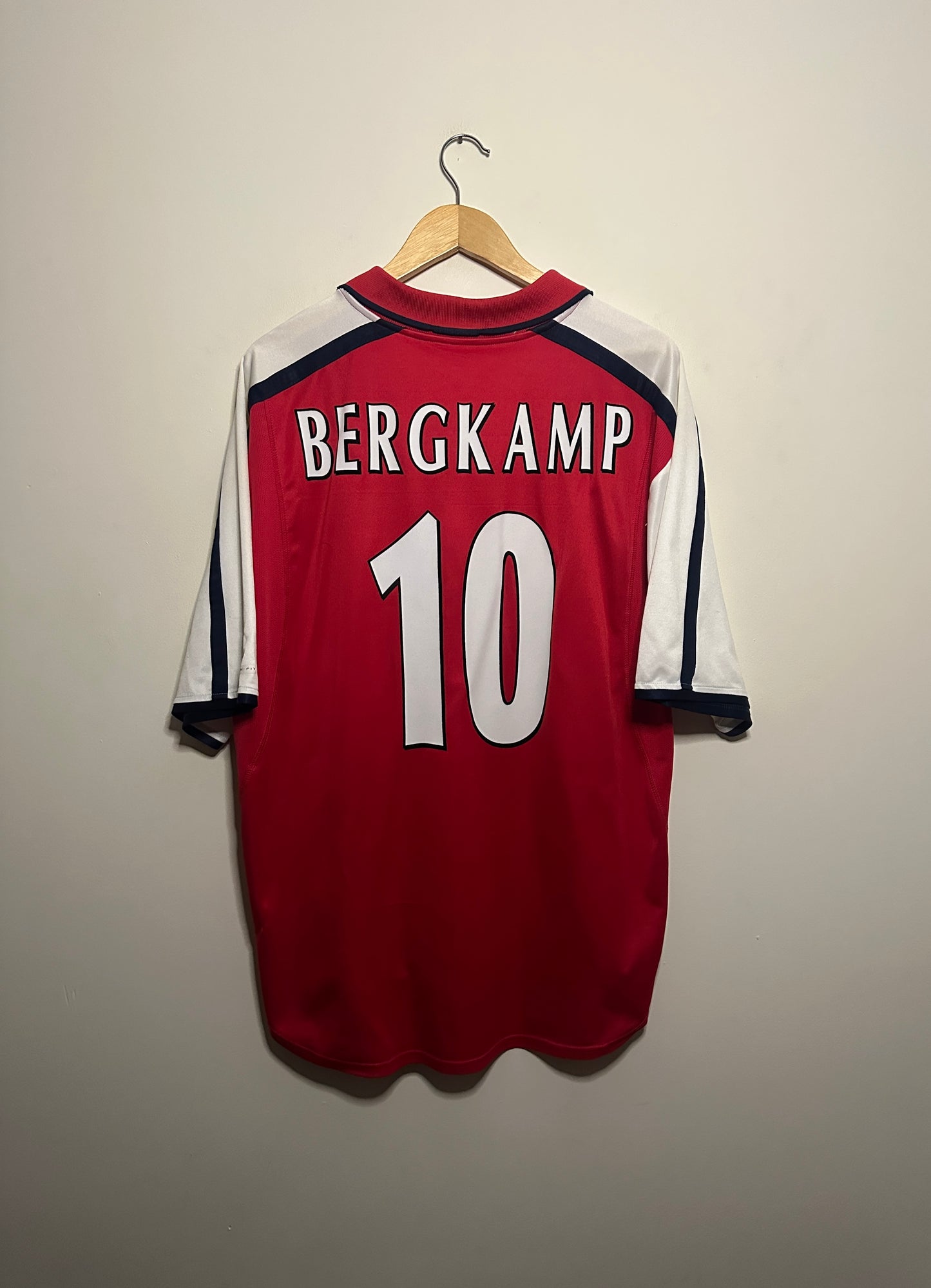 Dennis Bergkamp Arsenal FC 2000-02 home football shirt (XL)
