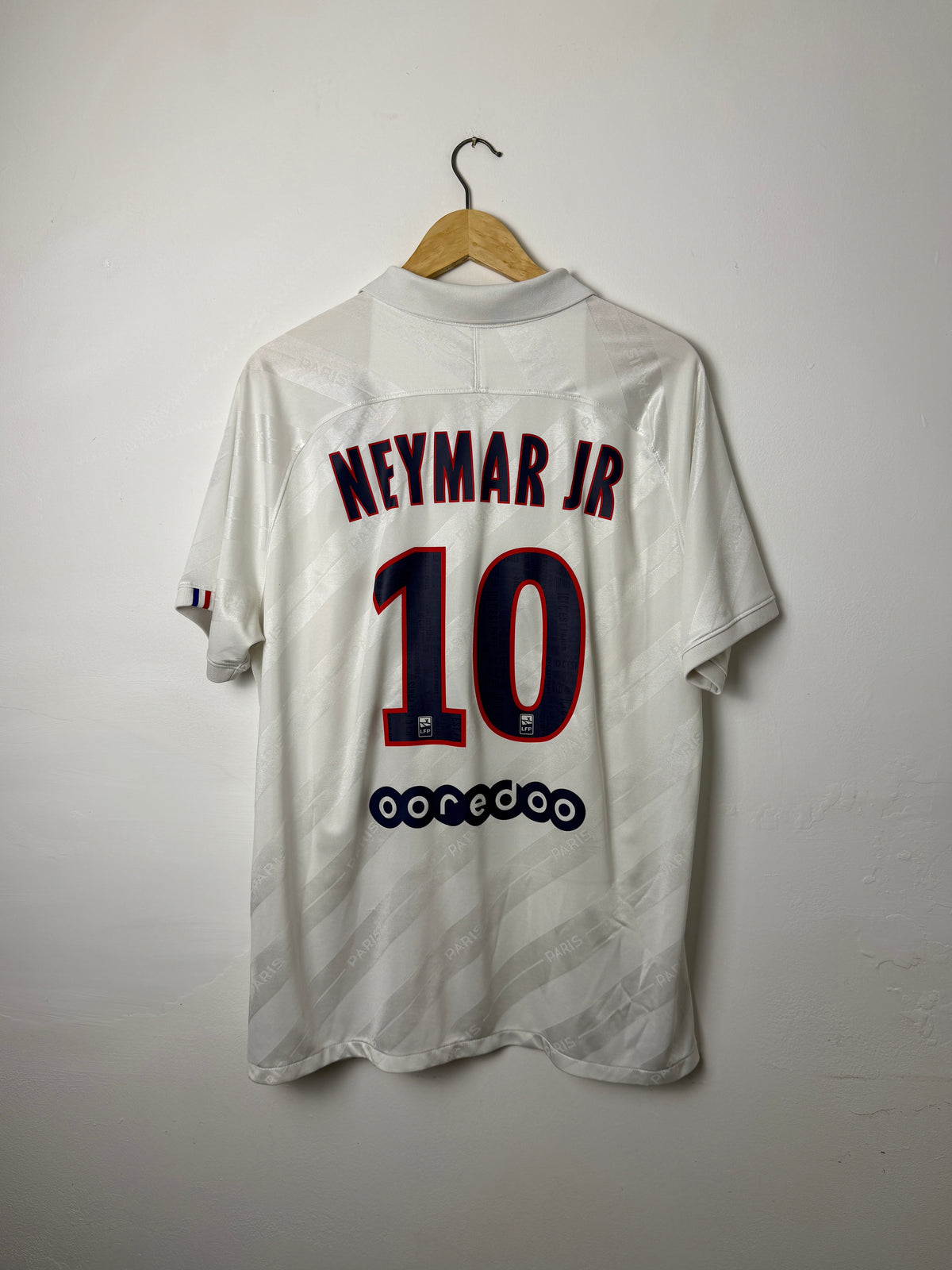 Neymar JR PSG 2019-20 third football shirt (XL)