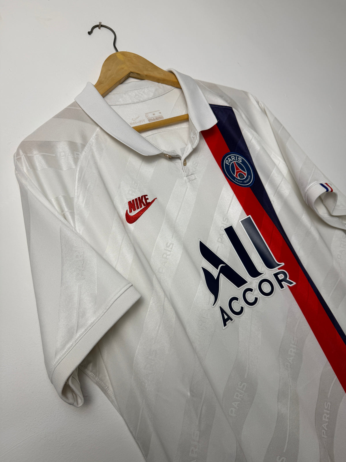 Neymar JR PSG 2019-20 third football shirt (XL)