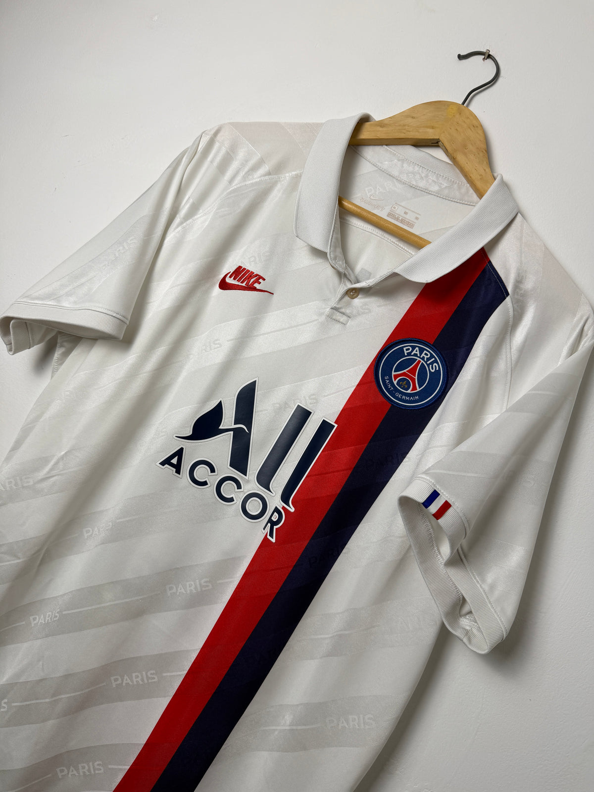 Neymar JR PSG 2019-20 third football shirt (XL)