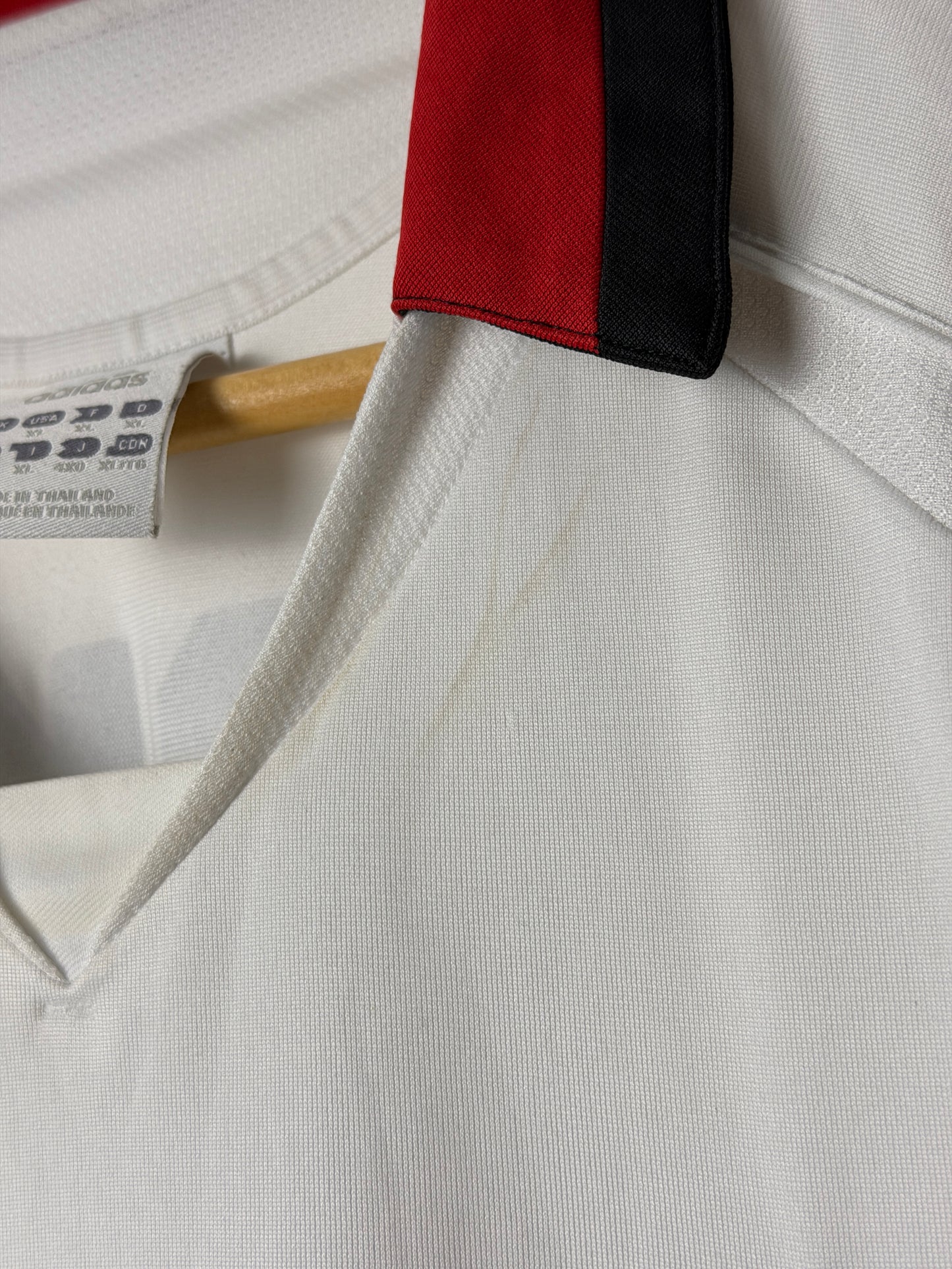 Kaka AC Milan 2005-06 away football shirt (XL)