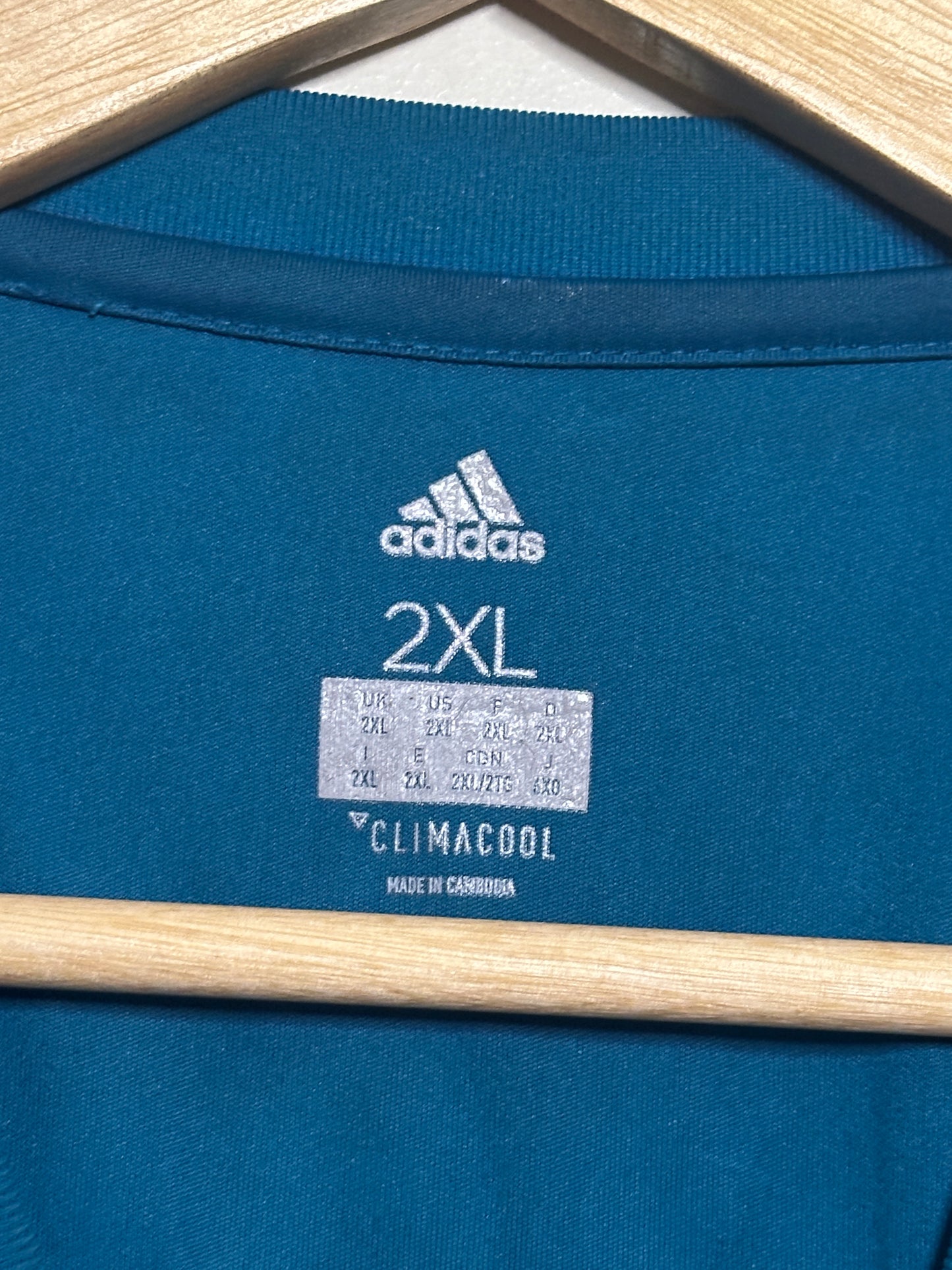 Cristiano Ronaldo Real Madrid CF 2017-18 third football shirt (XXL)