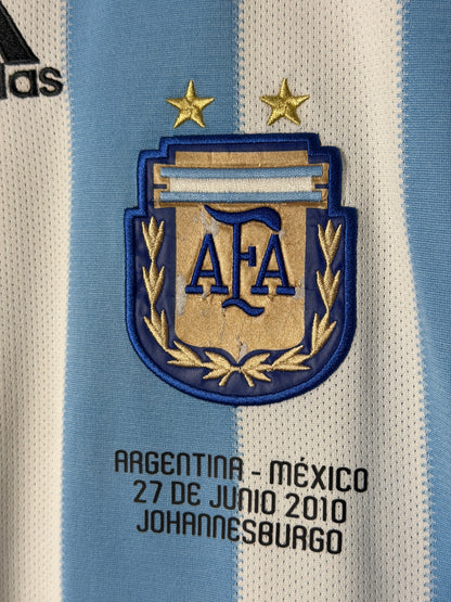 Lionel Messi Argentina 2010 home football shirt (XL)