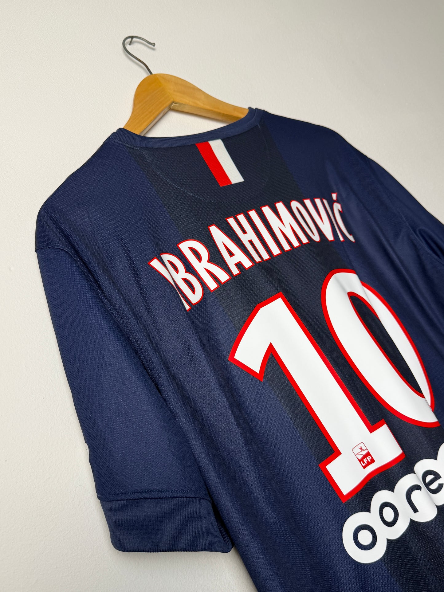 Zlatan Ibrahimovic PSG 2014-15 home football shirt (XL)