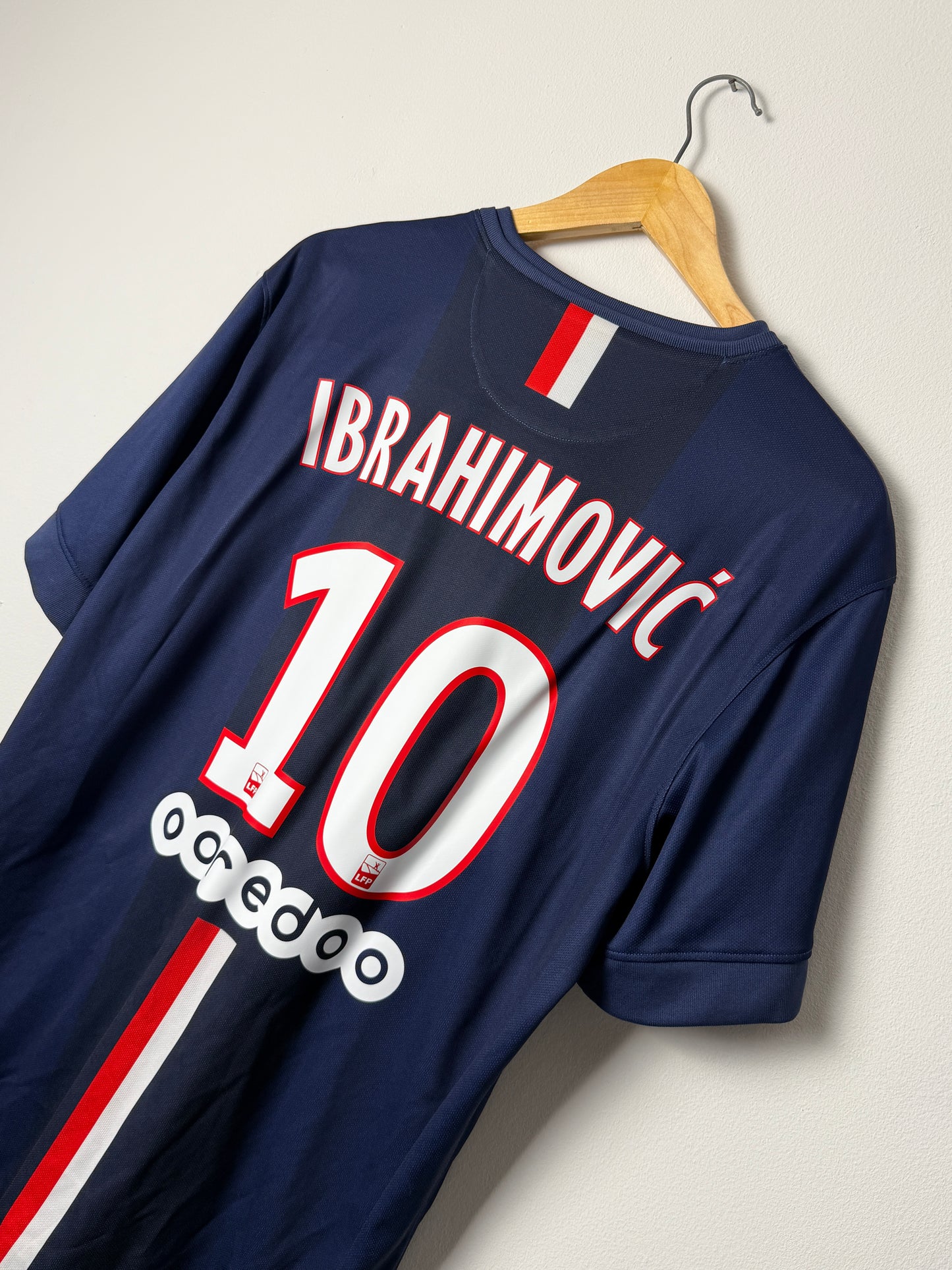 Zlatan Ibrahimovic PSG 2014-15 home football shirt (XL)