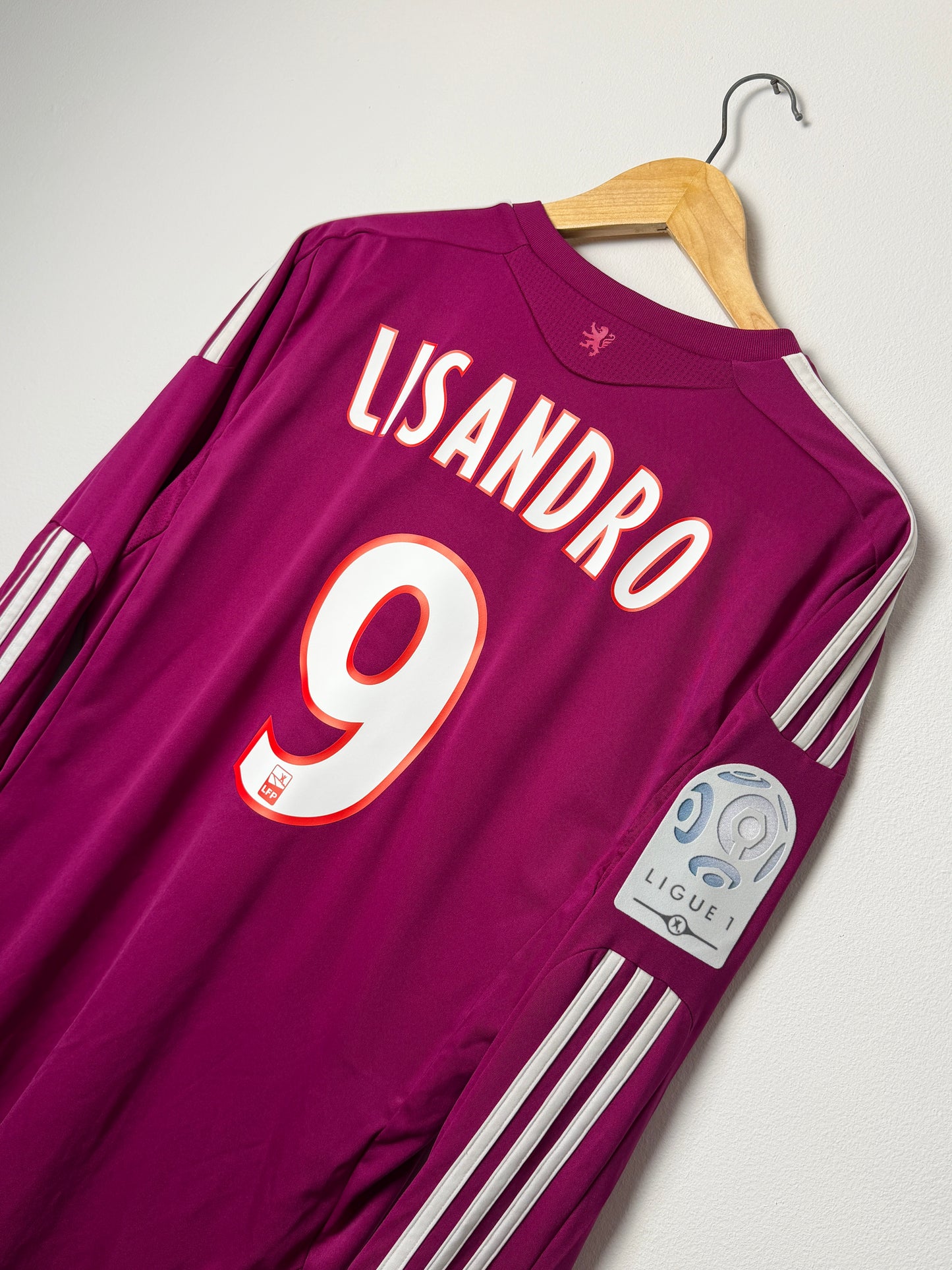 Lisandro Olympique Lyonnais 2011-12 third long sleeve football shirt (M)