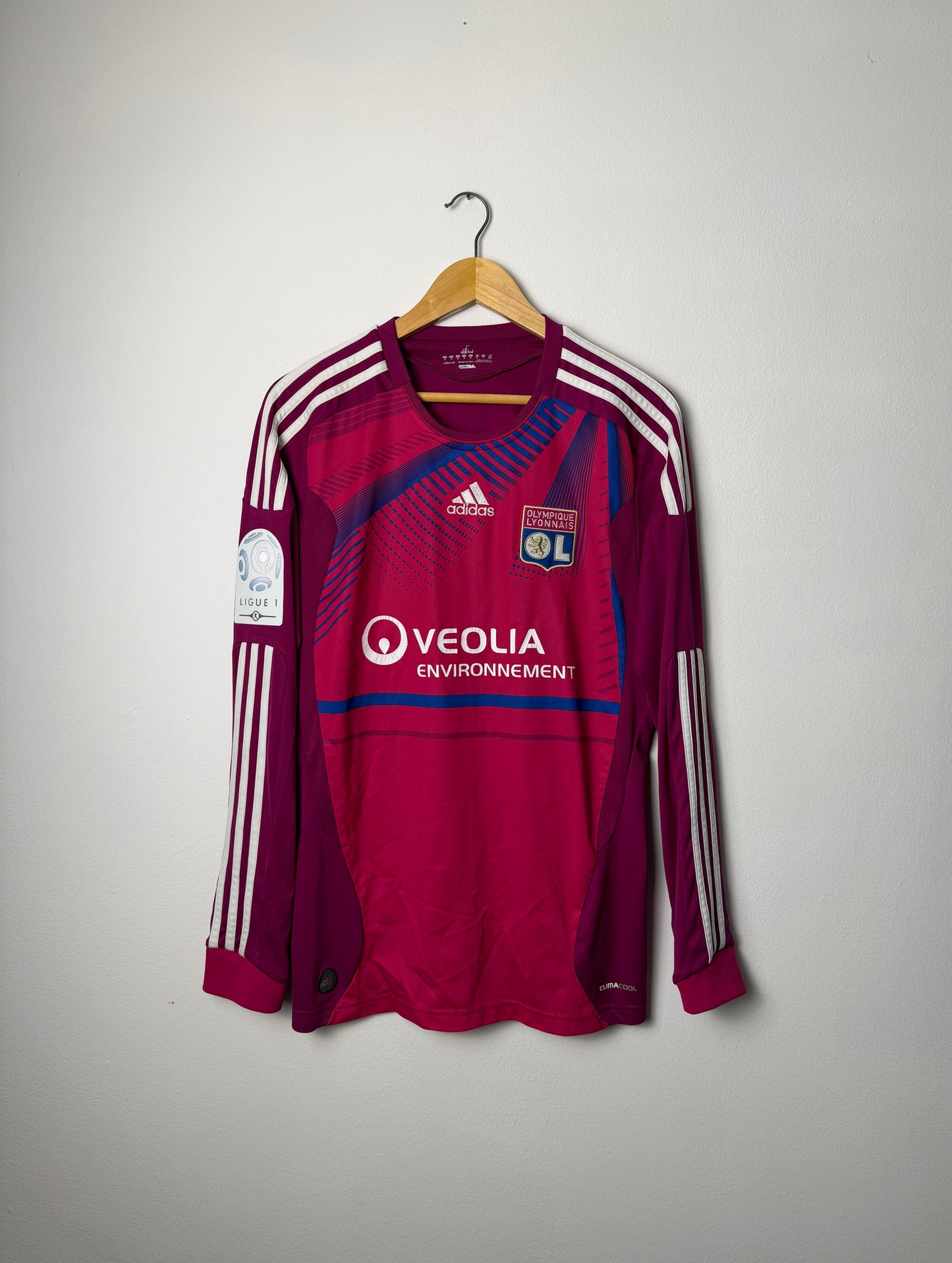 Lisandro Olympique Lyonnais 2011-12 third long sleeve football shirt (M)