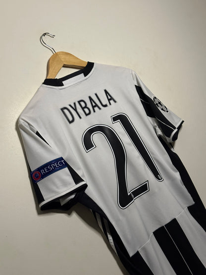 Paulo Dybala Juventus FC 2016-17 home football shirt (M)