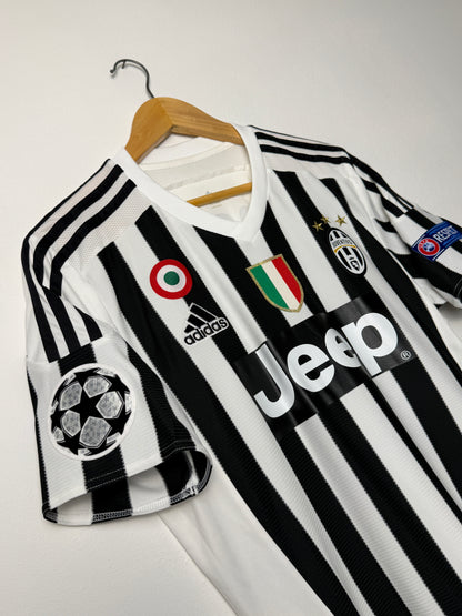 Paul Pogba Juventus FC 2015-16 home football shirt (M)