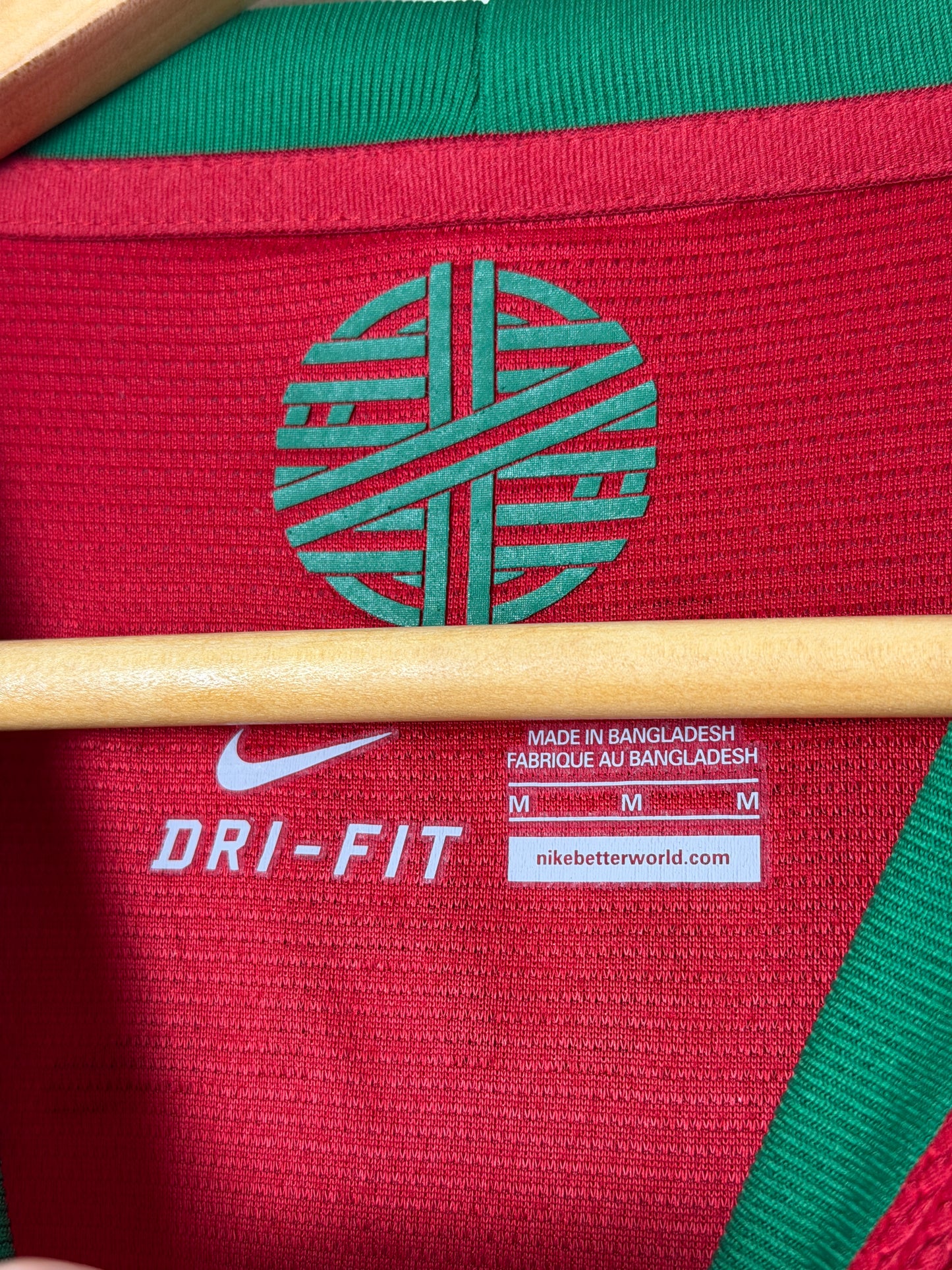 Cristiano Ronaldo Portugal 2012 home football shirt (M)