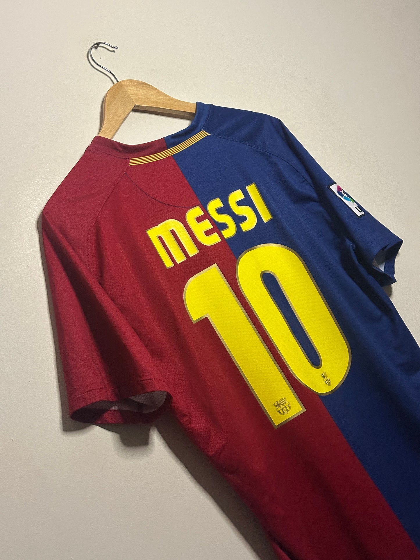 Lionel Messi FC Barcelona 2008-09 home football shirt (L)