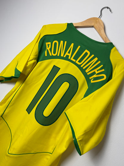 Ronaldinho Brazil 2004 home football shirt (L)