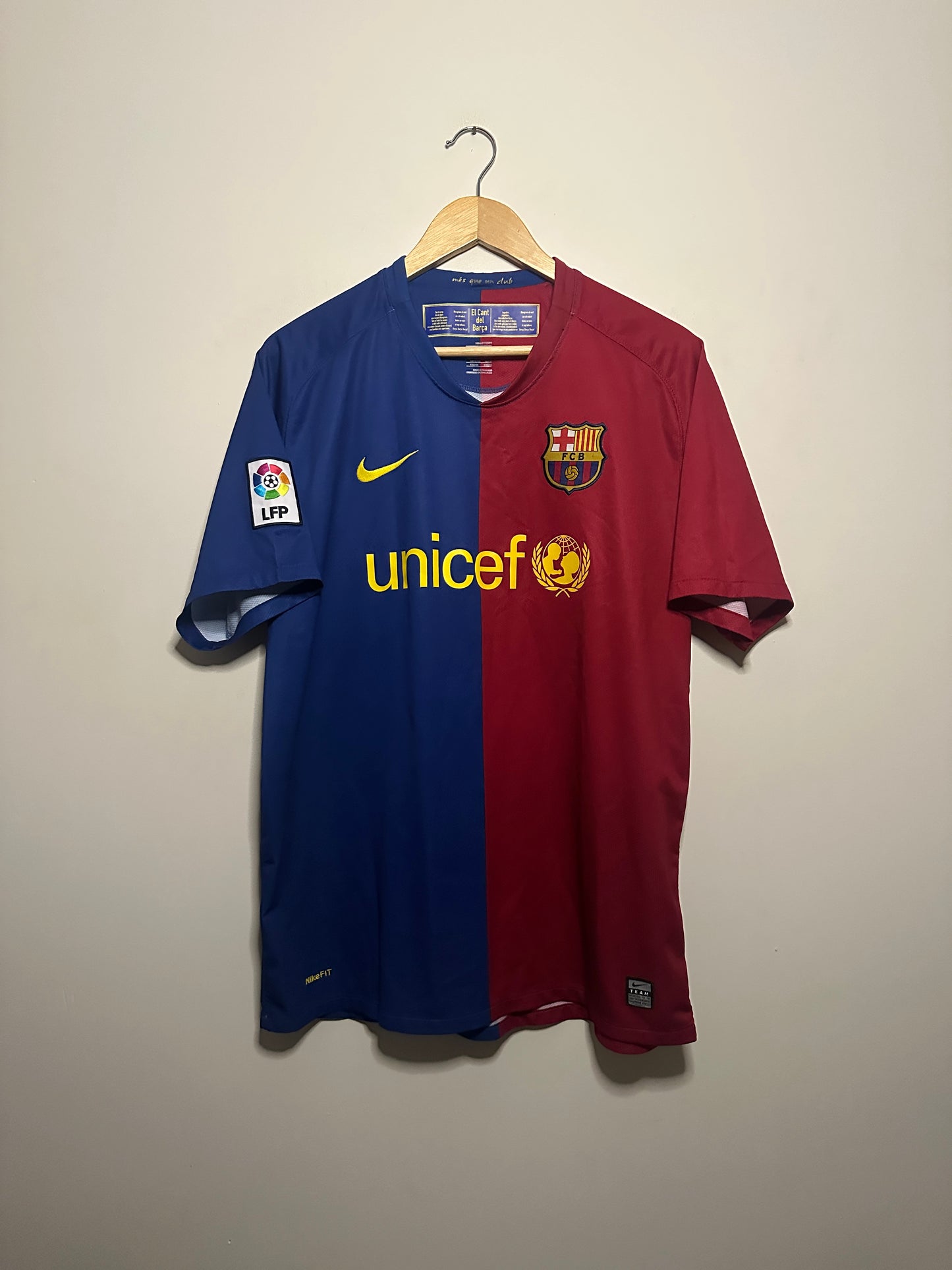 Lionel Messi FC Barcelona 2008-09 home football shirt (L)