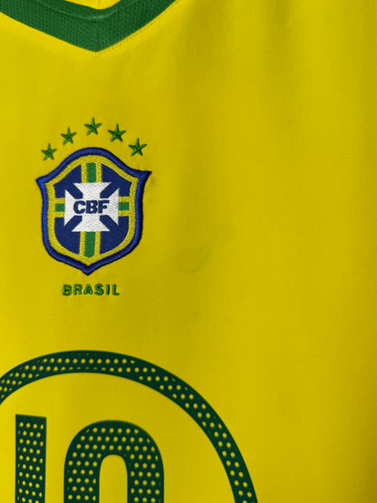 Ronaldinho Brazil 2004 home football shirt (L)